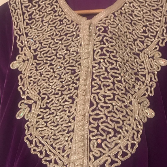 Royalty Moroccan Caftan Royal violet and silver color - Picture 8 of 8